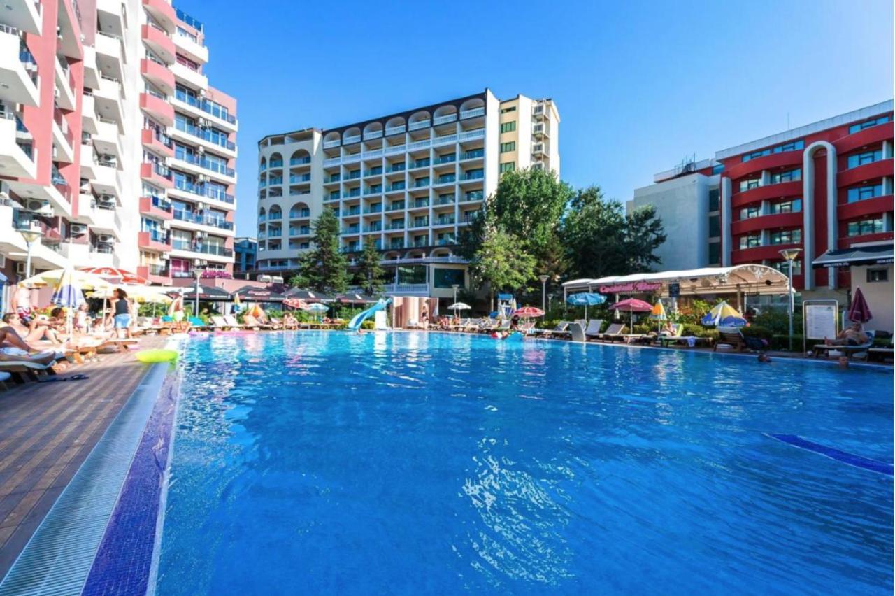 Admiral Plaza Aparthotel Slăntjev Brjag Exteriör bild